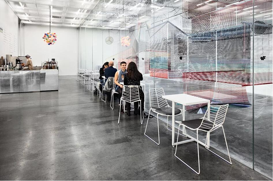 开云（中国） - 坐具|户外椅|办公家具|设计师家具|Leaf 金属户外餐椅